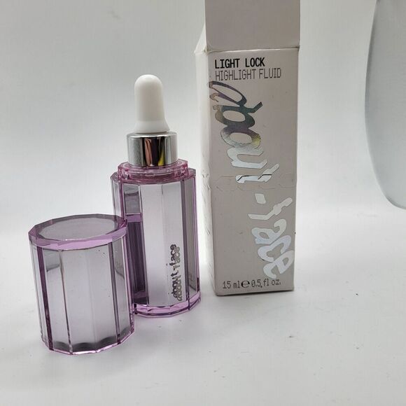 New About Face Highlight Fluid Light Lock - Picture 2 of 7